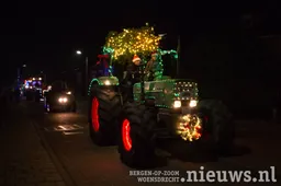 20251213_JKr_Tractor_Lichtstoet_003