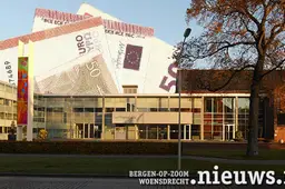 JKr_Hoo_Gemeentehuis_geld2