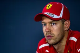 Update | Vettel ontkent: 'Mijn rijstijl is ook weer niet niet zo extreem'