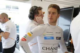 Vandoorne mogelijk naar Mercedes: 'Ja, dat kan. Voorlopig is er nog niets beslist'