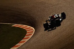 Buitenlandse media over Verstappen in Japan: 'Niemand verslaat Verstappen The Wall'