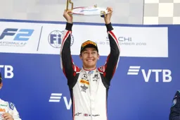 Ocon opnieuw gepasseerd: 'Moet in 2020 in een Mercedes gaan rijden'