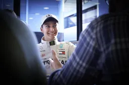 Ondertussen in de F1 | Russell maakt kennis met Frank Williams