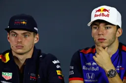 Verstappen trapt niet na bij Vettel: ‘Ga niet iemand pesten door hierop te reageren’