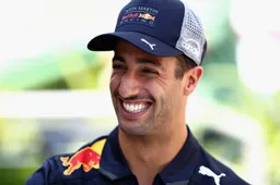 Ricciardo tast in het duister voor problemen: 'Ik denk niet dat er een verklaring is'