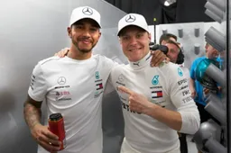 Bottas eerlijk: 'Heb Hamilton een beetje geholpen, maar volgend seizoen wil ik winnen'