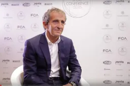 Prost roemt ‘mentaal ongelooflijk sterke’ Hamilton na vijfde wereldtitel