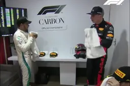 Hamilton verdedigt Ocon bij Max: 'Hij mag jou daar toch gewoon inhalen?'