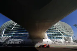 Tweede vrije training: Bottas de snelste, Verstappen op een haar na even snel