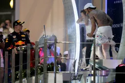 Hamilton gaat weer naar Amsterdam: 'Maar fietsen is daar gevaarlijk man!'