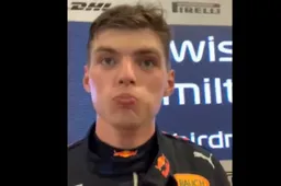 Hamilton troeft Verstappen af bij Autosport Awards