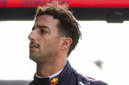 Ricciardo hekelde gedraai in transfercarrousel: ‘Wees gewoon rechtdoorzee!’