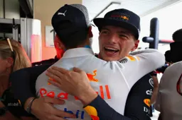 Ricciardo over toekomst Verstappen: ‘Succes zal afhangen van materiaal’