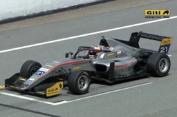 Van Kalmthout wint ook derde en vierde F3-race, Ticktum uit koers voor licentiepunten