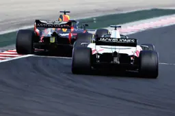 Rich Energy blij met snellere tijd dan Verstappen op eerste dag: #betterthanredbull
