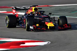Foto's | Verstappen in actie bij de eerste testdag op het circuit van Barcelona
