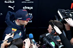 Verstappen negeert Red Bull en maakt extra tijd voor journalisten