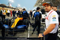 Alonso na 64 ritjes in nieuwe McLaren: ‘Men heeft het hele pakket verbeterd’