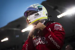 Hamilton verdedigt Vettel: 'Hij kende meer succesvolle weekends dan rampzalige'