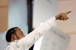 Forbes: 'Hamilton verdiende al 435 miljoen euro met F1 en passeert Schumacher'