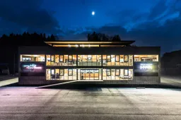 Red Bull imponeert met houten motorhome in Barcelona