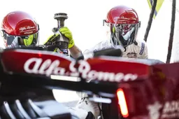 Alfa Romeo krijgt FIA-waarschuwing nadat medewerker klok verkeerd instelt