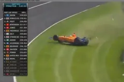 Beelden: Alonso crasht flink tijdens trainingssessie Indy500