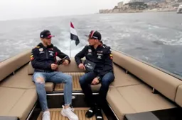 Verstappen dolt met Gasly: 'Zoals het missen van de weegschaal'