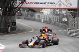 Volledige boordradio Verstappen in Monaco: 'Waarom rijdt Bottas zo langzaam?'