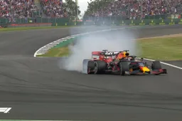 'Crash tussen Verstappen en Vettel doet denken aan einde carrière Schumacher'