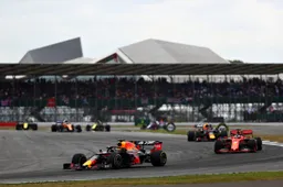 Verstappen geniet: 'Het racen met Leclerc was heel hard en agressief - dat is goed'