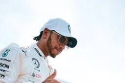 Wolff: 'Als Lewis morgen niet kan racen starten we met één auto'