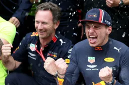 Horner bewierookt Verstappen: 'Hele seizoen op ongelooflijk niveau'
