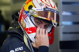 Update | Verstappen spint voor 2e keer: 'Auto is zó gevoelig'