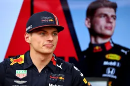 Verstappen over Rossi (40): 'Hij is op deze leeftijd nog steeds fantastisch'