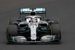 Er ploften al 2 Mercedes-motoren dit weekend, maar Hamilton maakt zich geen zorgen