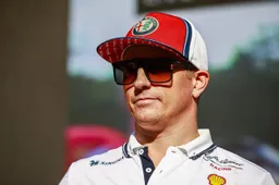 Raikkonen op de voorste rij voor Ferrari-crash: 'Stond toen bijna stil'