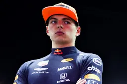 Verstappen neemt een beetje wraak: 'Je zou het een schouderduwtje kunnen noemen'