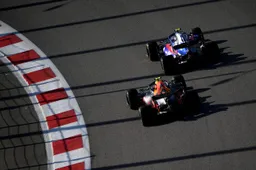 Albon over inhalen Gasly: 'Wist dat hij niks stoms zou doen'