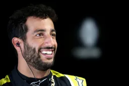 Ricciardo over de seizoensstart: 'Het eerste waar ik aan denk is schnitzel'