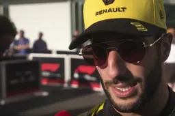 Ricciardo over Mercedes: 'Dit is de reden dat ze zo dominant zijn'