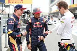 Sainz over samenwerking met Verstappen: 'Werden in de kooi gegooid'