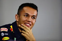 Albon reageert op langer verblijf bij Red Bull: 'Klaar voor de gevechten in 2020'