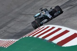 Hamilton kroont zich tot wereldkampioen, Bottas wint en Verstappen op P3 in Austin