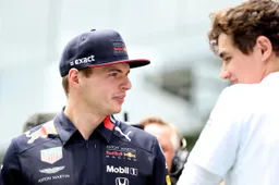 Verstappen kalm in Barcelona: 'Gaat prima, lekker relaxt'