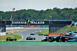 Red Bull kondigt Formule 3-racewinnaar Daruvala aan als nieuwe junior