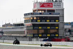 Testdagen in Barcelona definitief achter gesloten deuren, Bahrein is 'officiële' kick-off