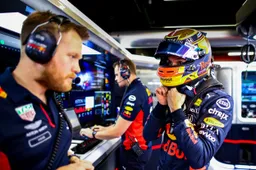 Albon: 'Dan waren het er meer, bedankt Lewis!'