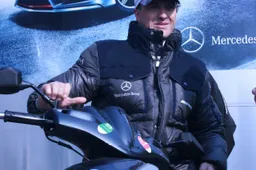 Schumacher: 'Interessant of Mercedes kan presteren na interne breuk'