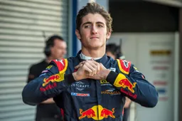 F3 in Frankrijk | Doohan behaalt knappe overwinning op kletsnat circuit